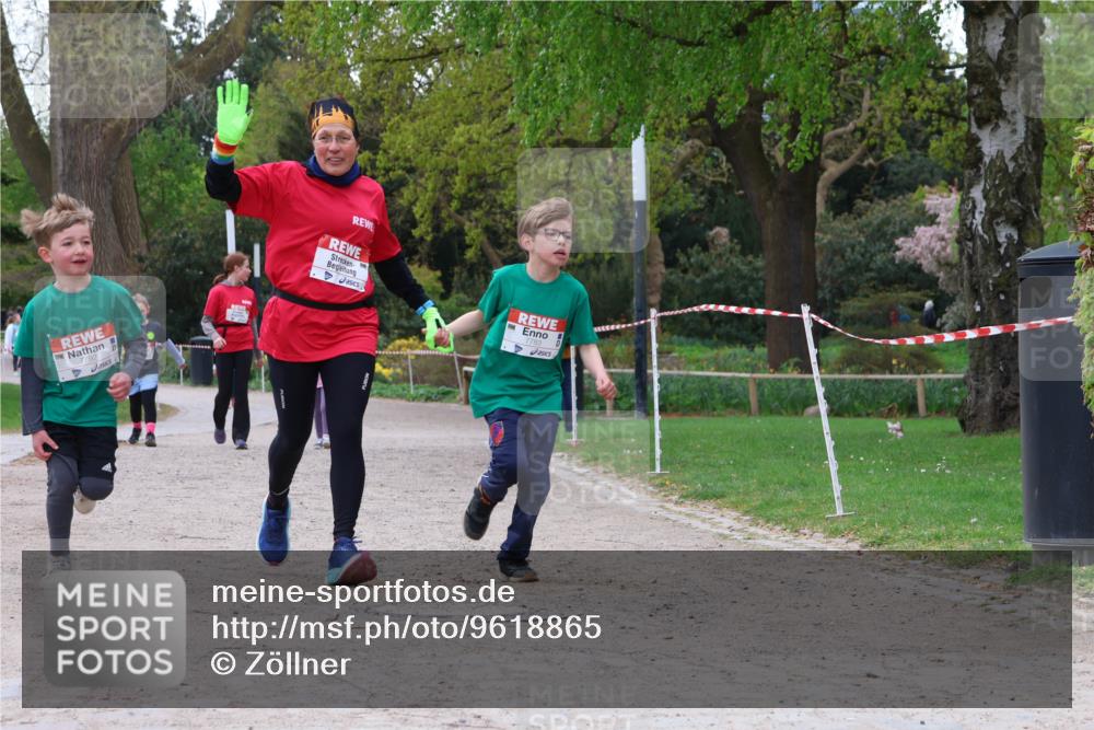 25.04.2026 - Das Zehntel Zöllner http://msf.ph/oto/9618865 25.04.2026 09:51:21 Laufen 7792 meine-sportfotos.de