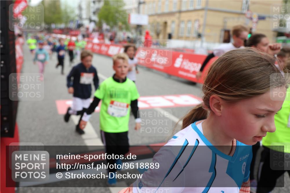 25.04.2026 - Das Zehntel Strokosch-Dieckow http://msf.ph/oto/9618889 25.04.2026 10:56:15 Ziel 5034, 5035, 5095, 5207, 5261, 5263, 5288, 5498, 5660, 6034, 6374, 6433, 6545, 6677, 6905, 6954, 7019, 7090, 7240, 7701, 7722, 7843, 8000 meine-sportfotos.de