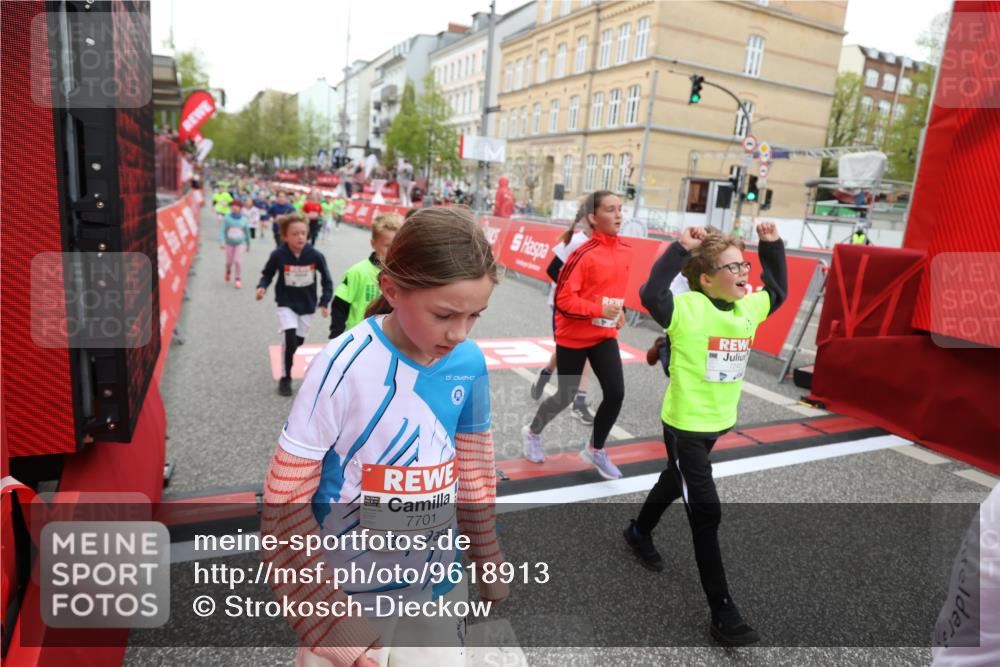 25.04.2026 - Das Zehntel Strokosch-Dieckow http://msf.ph/oto/9618913 25.04.2026 10:56:15 Ziel 5034, 5035, 5095, 5207, 5261, 5263, 5288, 5498, 5660, 6034, 6374, 6433, 6545, 6677, 6905, 6954, 7019, 7090, 7240, 7701, 7722, 7843, 8000 meine-sportfotos.de