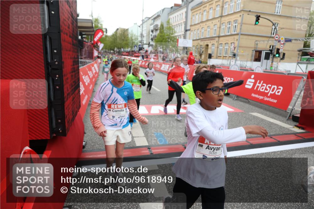 25.04.2026 - Das Zehntel Strokosch-Dieckow http://msf.ph/oto/9618949 25.04.2026 10:56:14 Ziel 5034, 5035, 5095, 5207, 5261, 5263, 5288, 5498, 5660, 5990, 6006, 6034, 6374, 6433, 6545, 6677, 6905, 6954, 7019, 7090, 7240, 7701, 7722, 7843, 8000 meine-sportfotos.de