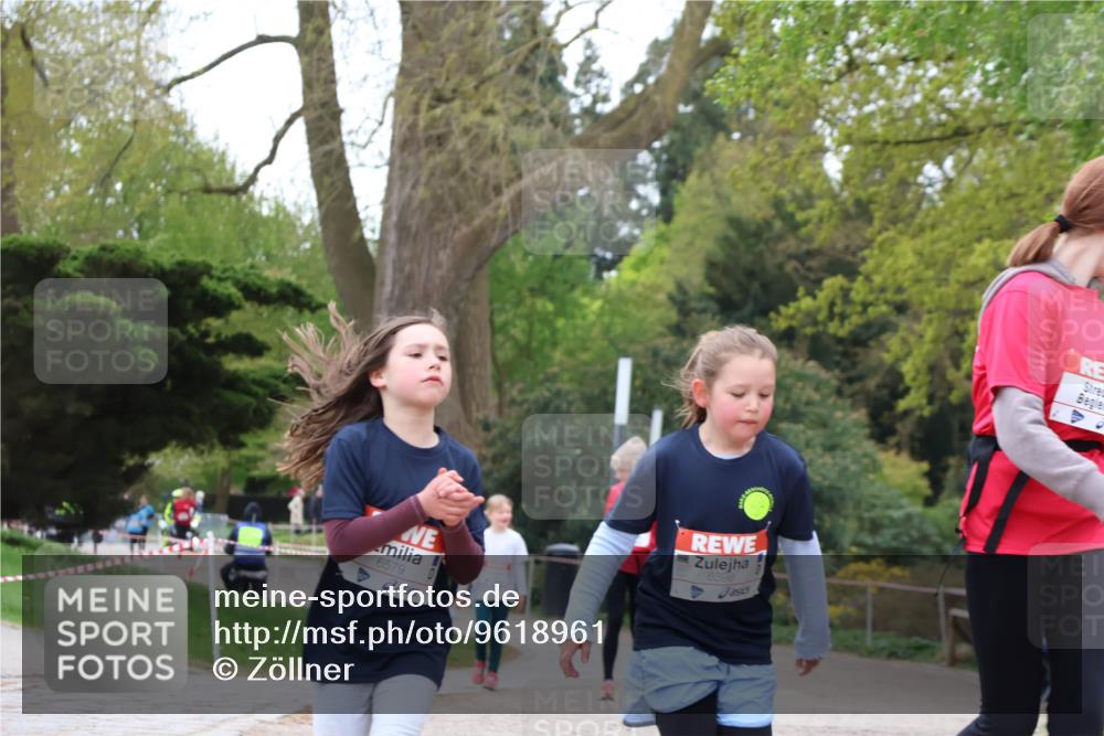 25.04.2026 - Das Zehntel Zöllner http://msf.ph/oto/9618961 25.04.2026 09:51:32 Laufen 6579, 6596 meine-sportfotos.de