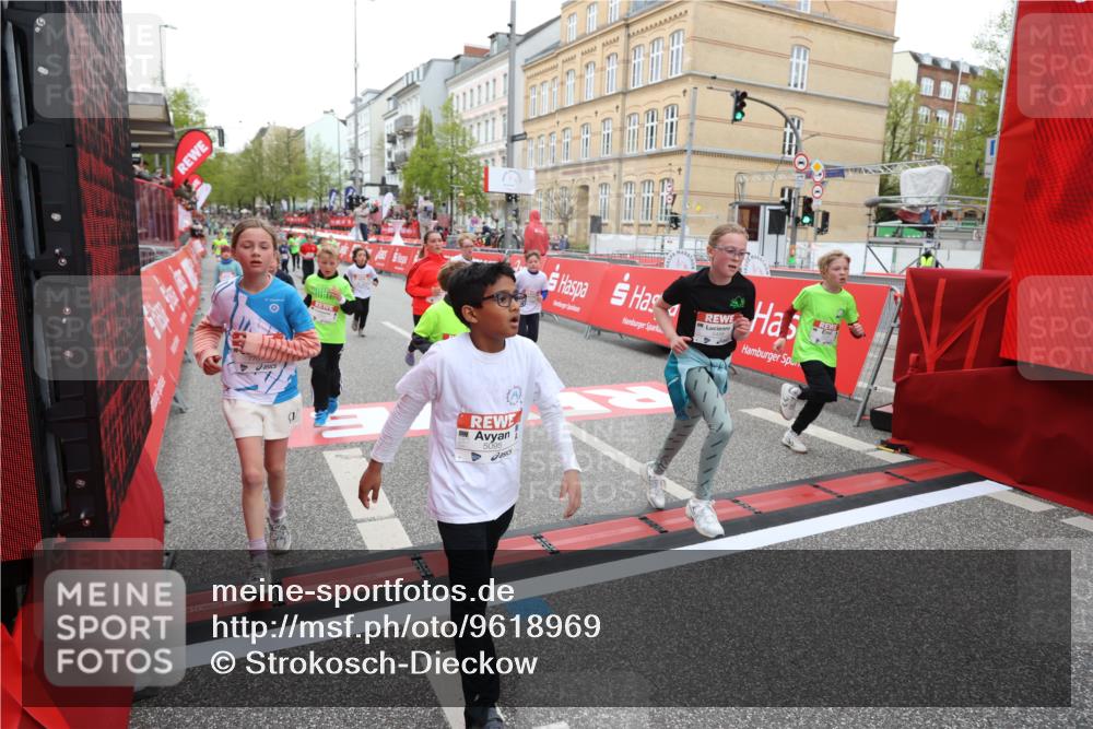 25.04.2026 - Das Zehntel Strokosch-Dieckow http://msf.ph/oto/9618969 25.04.2026 10:56:14 Ziel 5034, 5035, 5095, 5207, 5261, 5263, 5288, 5498, 5660, 5990, 6006, 6034, 6374, 6433, 6545, 6677, 6905, 6954, 7019, 7090, 7240, 7701, 7722, 7843, 8000 meine-sportfotos.de