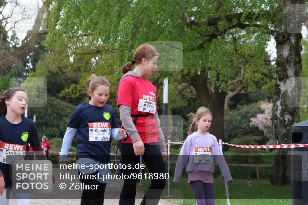 25.04.2026 - Das Zehntel Zöllner http://msf.ph/oto/9618980 25.04.2026 09:51:33 Laufen 6579, 6596, 6606 meine-sportfotos.de
