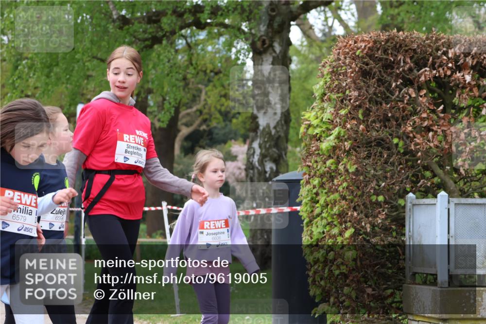 25.04.2026 - Das Zehntel Zöllner http://msf.ph/oto/9619005 25.04.2026 09:51:33 Laufen 6579, 659, 6606 meine-sportfotos.de