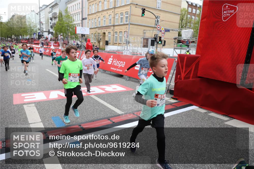 25.04.2026 - Das Zehntel Strokosch-Dieckow http://msf.ph/oto/9619284 25.04.2026 10:56:09 Ziel 5038, 5207, 5261, 5288, 5486, 5497, 5521, 5926, 5963, 5977, 5990, 6006, 6034, 6354, 6359, 6374, 6498, 6501, 6624, 6905, 6973, 7090, 7200, 7251, 7258, 7722, 7843, 7948, 8000 meine-sportfotos.de