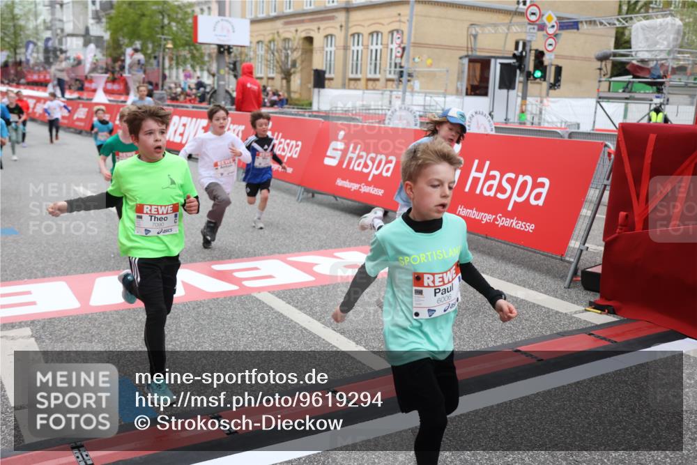 25.04.2026 - Das Zehntel Strokosch-Dieckow http://msf.ph/oto/9619294 25.04.2026 10:56:09 Ziel 5038, 5207, 5261, 5288, 5486, 5497, 5521, 5926, 5963, 5977, 5990, 6006, 6034, 6354, 6359, 6374, 6498, 6501, 6624, 6905, 6973, 7090, 7200, 7251, 7258, 7722, 7843, 7948, 8000 meine-sportfotos.de