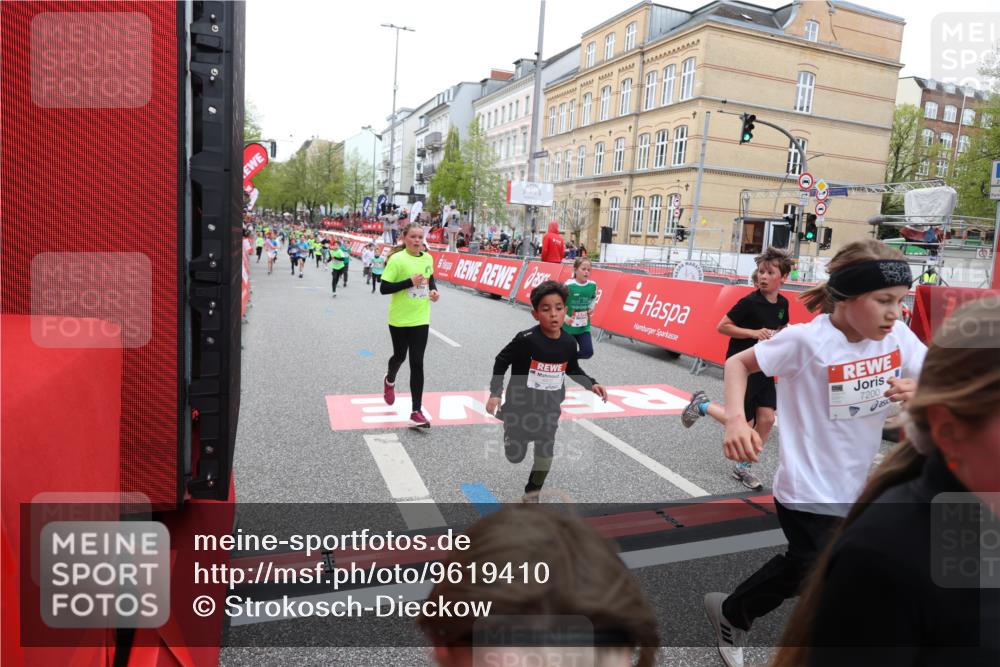 25.04.2026 - Das Zehntel Strokosch-Dieckow http://msf.ph/oto/9619410 25.04.2026 10:56:06 Ziel 5038, 5244, 5250, 5486, 5497, 5521, 5880, 5926, 5927, 5963, 5977, 5990, 6006, 6061, 6221, 6354, 6359, 6498, 6501, 6624, 6973, 7177, 7200, 7251, 7258, 7386, 7838, 7944, 7948 meine-sportfotos.de