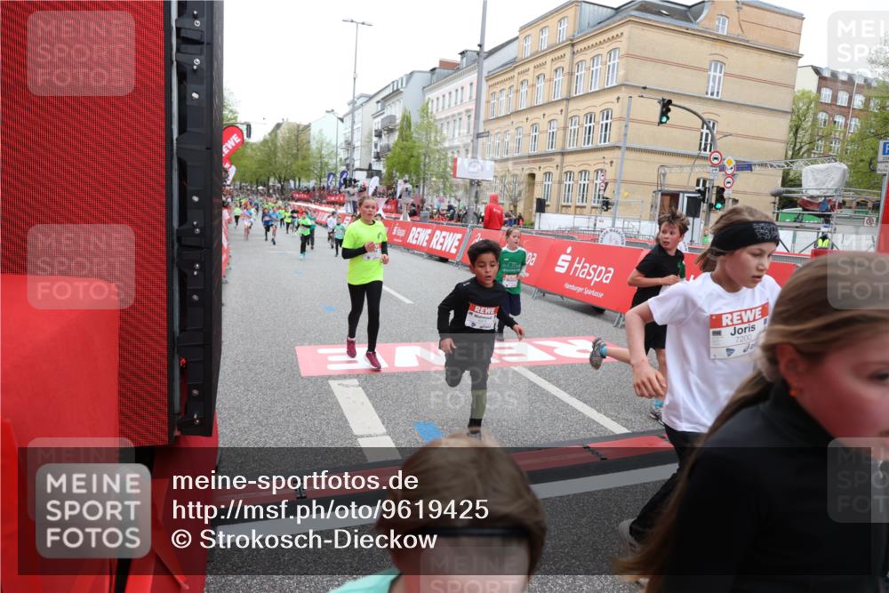 25.04.2026 - Das Zehntel Strokosch-Dieckow http://msf.ph/oto/9619425 25.04.2026 10:56:06 Ziel 5038, 5244, 5250, 5486, 5497, 5521, 5880, 5926, 5927, 5963, 5977, 5990, 6006, 6061, 6221, 6354, 6359, 6498, 6501, 6624, 6973, 7177, 7200, 7251, 7258, 7386, 7838, 7944, 7948 meine-sportfotos.de
