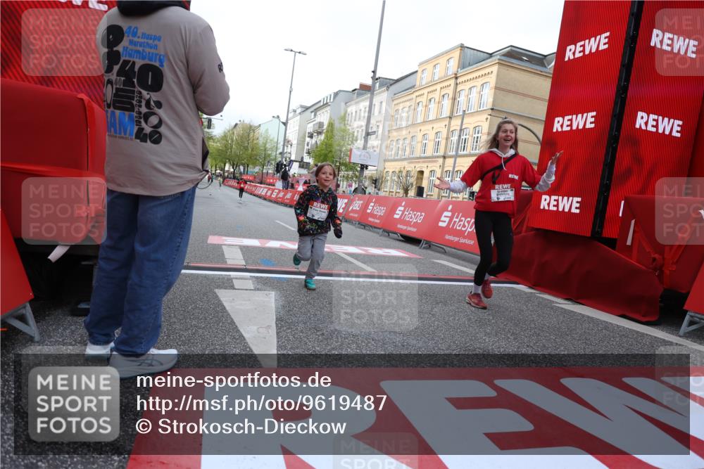25.04.2026 - Das Zehntel Strokosch-Dieckow http://msf.ph/oto/9619487 25.04.2026 09:12:37 Ziel 2667, 2678, 2845, 3270, 3879 meine-sportfotos.de