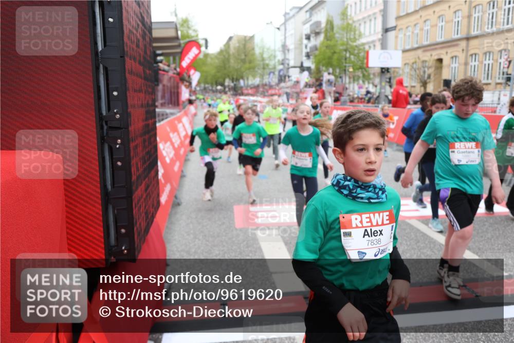 25.04.2026 - Das Zehntel Strokosch-Dieckow http://msf.ph/oto/9619620 25.04.2026 10:56:02 Ziel 5038, 5244, 5250, 5486, 5490, 5880, 5927, 5963, 5977, 6061, 6090, 6221, 6354, 6359, 6498, 6501, 6624, 6997, 7177, 7209, 7251, 7386, 7807, 7838, 7944, 7948 meine-sportfotos.de