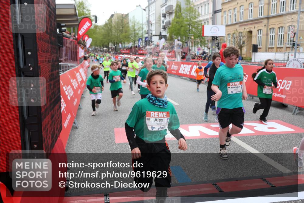 25.04.2026 - Das Zehntel Strokosch-Dieckow http://msf.ph/oto/9619629 25.04.2026 10:56:02 Ziel 5038, 5244, 5250, 5486, 5490, 5880, 5927, 5963, 5977, 6061, 6090, 6221, 6354, 6359, 6498, 6501, 6624, 6997, 7177, 7209, 7251, 7386, 7807, 7838, 7944, 7948 meine-sportfotos.de