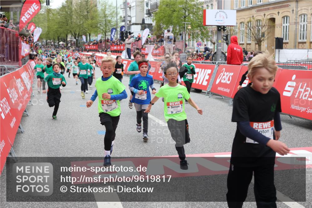 25.04.2026 - Das Zehntel Strokosch-Dieckow http://msf.ph/oto/9619817 25.04.2026 10:55:59 Ziel 5244, 5250, 5394, 5456, 5490, 5927, 6007, 6061, 6090, 6221, 6249, 6997, 7209, 7386, 7517, 7618, 7807, 7838 meine-sportfotos.de