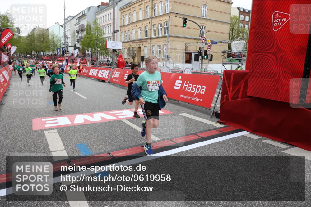 25.04.2026 - Das Zehntel Strokosch-Dieckow http://msf.ph/oto/9619958 25.04.2026 10:55:57 Ziel 5388, 5394, 5456, 5490, 5674, 6007, 6090, 6206, 6249, 6958, 6997, 7209, 7500, 7517, 7618, 7807 meine-sportfotos.de