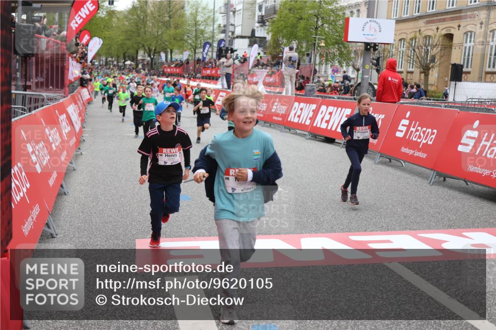 25.04.2026 - Das Zehntel Strokosch-Dieckow http://msf.ph/oto/9620105 25.04.2026 10:55:54 Ziel 5116, 5388, 5394, 5456, 5674, 5923, 5959, 6007, 6090, 6206, 6249, 6299, 6909, 6958, 7500, 7517, 7618, 7837, 7856 meine-sportfotos.de