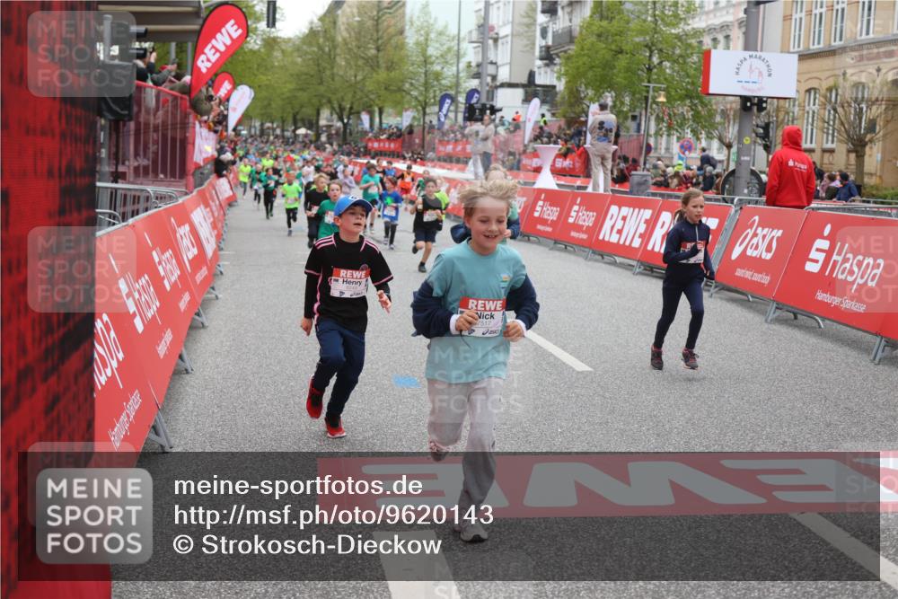 25.04.2026 - Das Zehntel Strokosch-Dieckow http://msf.ph/oto/9620143 25.04.2026 10:55:54 Ziel 5116, 5388, 5394, 5456, 5674, 5923, 5959, 6007, 6090, 6206, 6249, 6299, 6909, 6958, 7500, 7517, 7618, 7837, 7856 meine-sportfotos.de