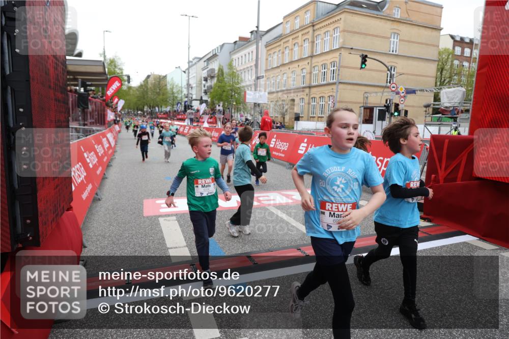 25.04.2026 - Das Zehntel Strokosch-Dieckow http://msf.ph/oto/9620277 25.04.2026 10:55:52 Ziel 5116, 5388, 5394, 5456, 5674, 5923, 5959, 6206, 6299, 6322, 6406, 6909, 6958, 7500, 7517, 7618, 7837, 7856 meine-sportfotos.de