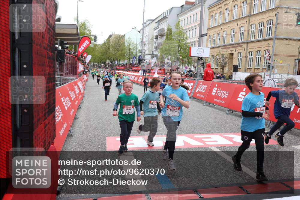 25.04.2026 - Das Zehntel Strokosch-Dieckow http://msf.ph/oto/9620370 25.04.2026 10:55:51 Ziel 5116, 5388, 5394, 5456, 5674, 5923, 5959, 6206, 6299, 6322, 6406, 6909, 6958, 7500, 7618, 7837, 7856, 7893 meine-sportfotos.de