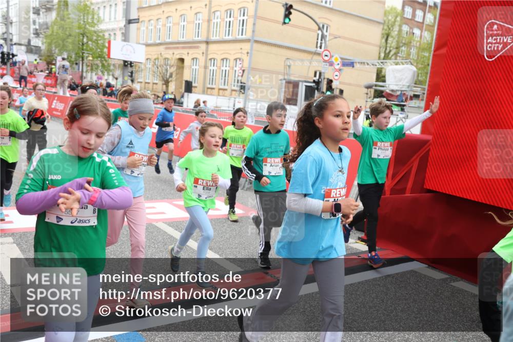 25.04.2026 - Das Zehntel Strokosch-Dieckow http://msf.ph/oto/9620377 25.04.2026 11:00:25 Ziel 5198, 5501, 5527, 5702, 5911, 5918, 5975, 6196, 6255, 6296, 6303, 6333, 6337, 6465, 6473, 6483, 6536, 6546, 6573, 6577, 6963, 6998, 7012, 7013, 7059, 7108, 7124, 7140, 7155, 7174, 7179, 7631, 7633, 7692, 7812, 7826, 7993 meine-sportfotos.de