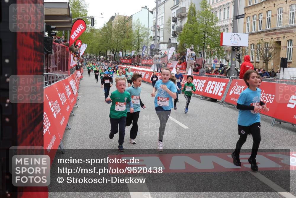 25.04.2026 - Das Zehntel Strokosch-Dieckow http://msf.ph/oto/9620438 25.04.2026 10:55:50 Ziel 5116, 5388, 5674, 5798, 5923, 5959, 6206, 6299, 6322, 6406, 6909, 6958, 7500, 7837, 7856, 7893 meine-sportfotos.de