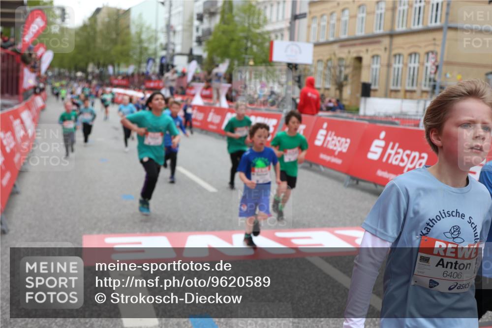 25.04.2026 - Das Zehntel Strokosch-Dieckow http://msf.ph/oto/9620589 25.04.2026 10:55:48 Ziel 5116, 5798, 5857, 5923, 5959, 6299, 6322, 6404, 6406, 6909, 7837, 7856, 7893 meine-sportfotos.de