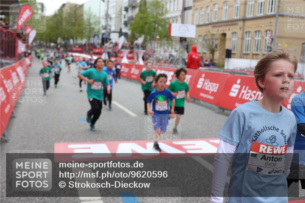 25.04.2026 - Das Zehntel Strokosch-Dieckow http://msf.ph/oto/9620596 25.04.2026 10:55:48 Ziel 5116, 5798, 5857, 5923, 5959, 6299, 6322, 6404, 6406, 6909, 7837, 7856, 7893 meine-sportfotos.de