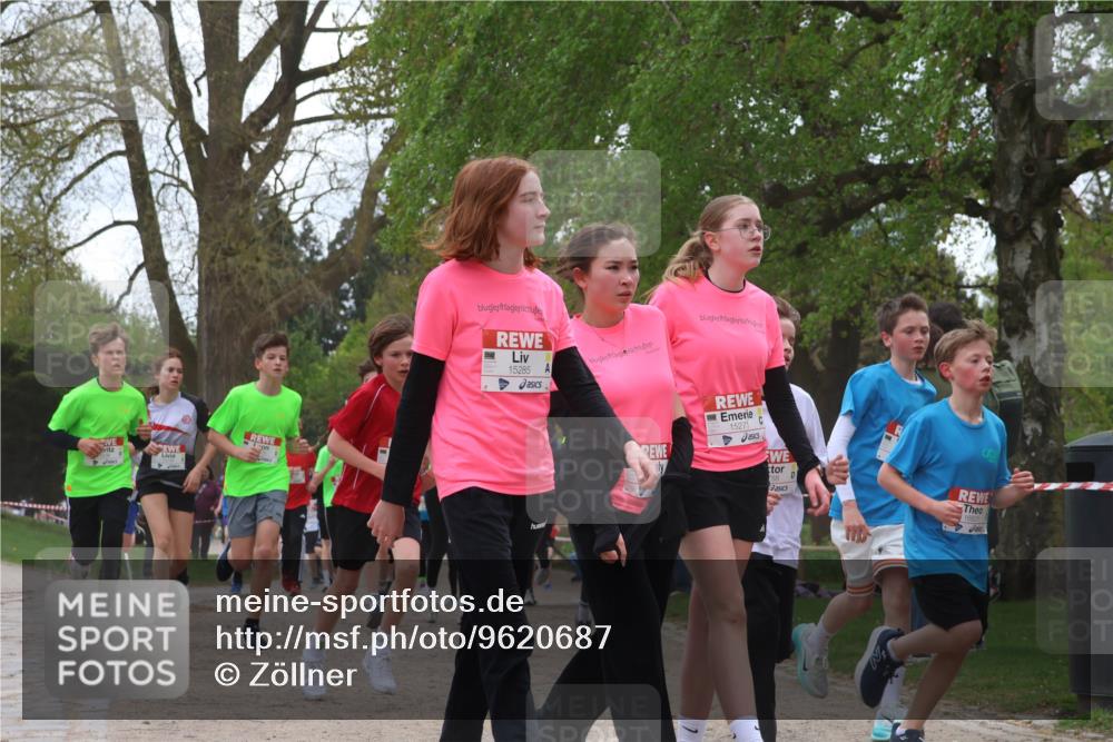 25.04.2026 - Das Zehntel Zöllner http://msf.ph/oto/9620687 25.04.2026 13:41:48 Laufen 15285, 15271 meine-sportfotos.de