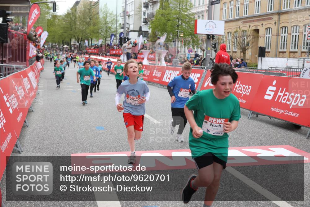 25.04.2026 - Das Zehntel Strokosch-Dieckow http://msf.ph/oto/9620701 25.04.2026 10:55:46 Ziel 5370, 5798, 5857, 5923, 5959, 6322, 6404, 6406, 7837, 7893 meine-sportfotos.de