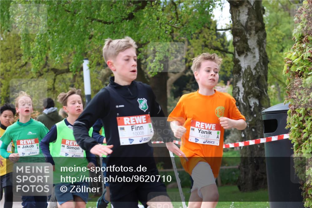 25.04.2026 - Das Zehntel Zöllner http://msf.ph/oto/9620710 25.04.2026 11:38:58 Laufen 10666, 10837, 10008, 12437 meine-sportfotos.de