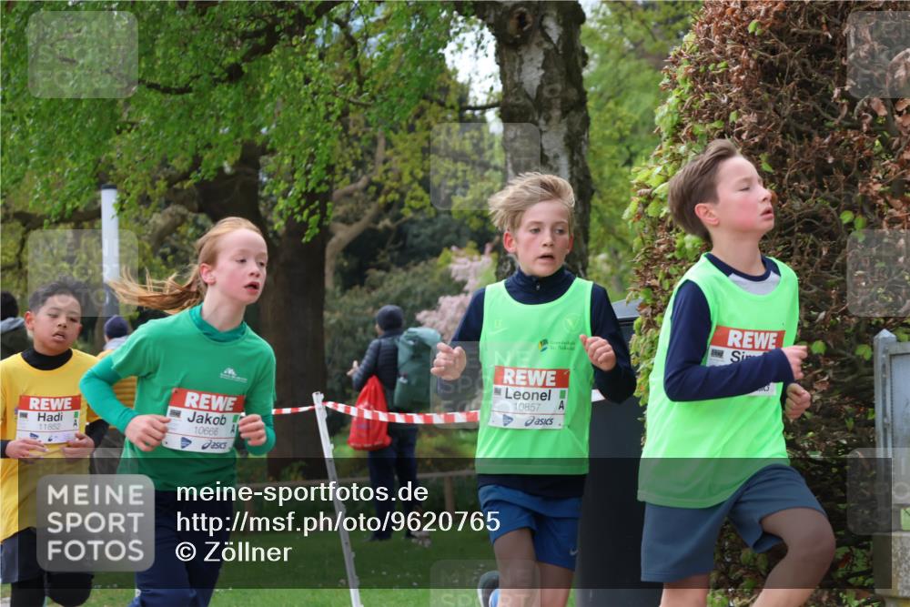 25.04.2026 - Das Zehntel Zöllner http://msf.ph/oto/9620765 25.04.2026 11:38:59 Laufen 11852, 10666, 10857 meine-sportfotos.de