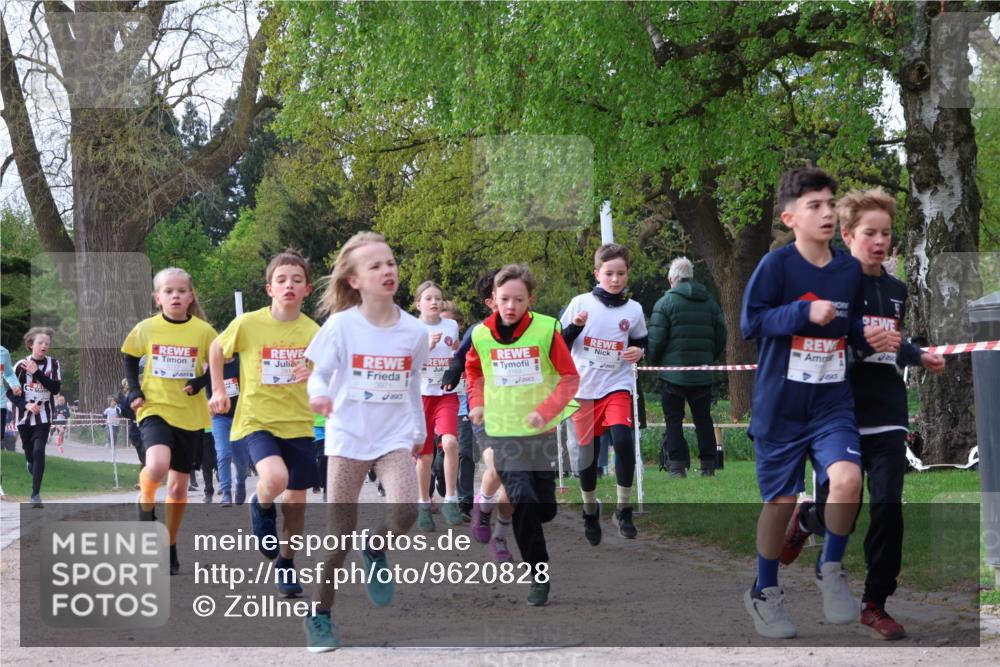 25.04.2026 - Das Zehntel Zöllner http://msf.ph/oto/9620828 25.04.2026 07:39:13 Laufen 3971 meine-sportfotos.de