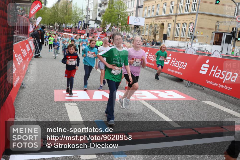 25.04.2026 - Das Zehntel Strokosch-Dieckow http://msf.ph/oto/9620958 25.04.2026 11:00:19 Ziel 5340, 5525, 5649, 5702, 5799, 5858, 5911, 5951, 5972, 6196, 6285, 6483, 6536, 6541, 6546, 6573, 6581, 6584, 6597, 6602, 6950, 6998, 7140, 7174, 7179, 7219, 7286, 7298, 7993 meine-sportfotos.de