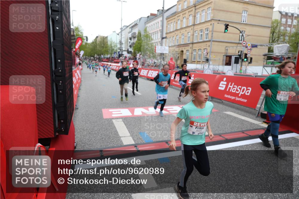 25.04.2026 - Das Zehntel Strokosch-Dieckow http://msf.ph/oto/9620989 25.04.2026 10:55:38 Ziel 5108, 5360, 5726, 5802, 5805, 6026, 6217, 6499, 6539, 6543, 6636, 6653, 6666, 6748, 7130, 7925 meine-sportfotos.de