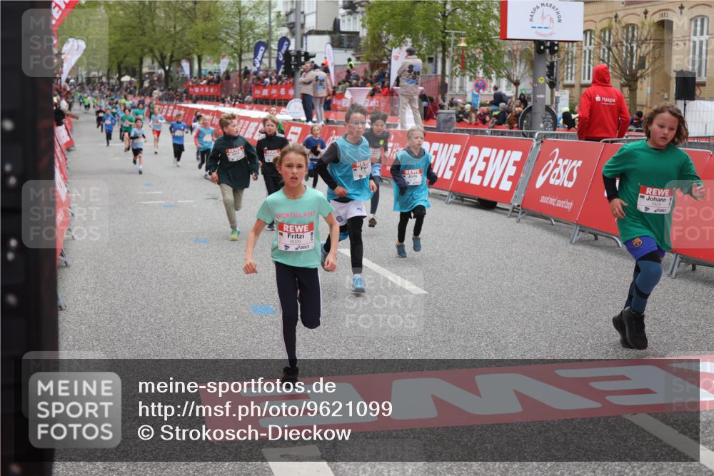 25.04.2026 - Das Zehntel Strokosch-Dieckow http://msf.ph/oto/9621099 25.04.2026 10:55:36 Ziel 5108, 5132, 5360, 5770, 5778, 5802, 5805, 6026, 6386, 6499, 6514, 6539, 6543, 6636, 6653, 6666, 6748, 7130, 7717, 7925 meine-sportfotos.de