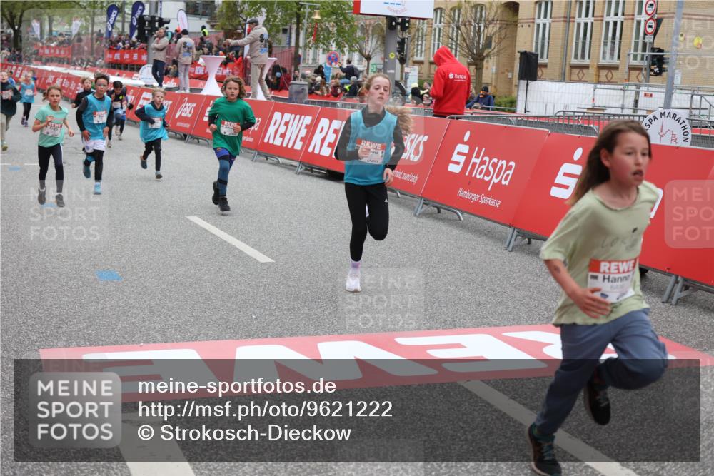 25.04.2026 - Das Zehntel Strokosch-Dieckow http://msf.ph/oto/9621222 25.04.2026 10:55:35 Ziel 5084, 5108, 5132, 5360, 5770, 5778, 5797, 5805, 6026, 6386, 6421, 6499, 6514, 6539, 6543, 6636, 6653, 7130, 7717, 7925 meine-sportfotos.de