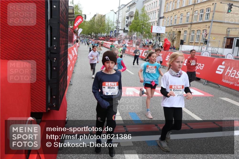25.04.2026 - Das Zehntel Strokosch-Dieckow http://msf.ph/oto/9621386 25.04.2026 10:55:31 Ziel 5059, 5084, 5108, 5132, 5252, 5360, 5754, 5770, 5778, 5797, 6094, 6386, 6421, 6514, 6539, 6543, 6557, 6636, 6653, 7102, 7130, 7256, 7341, 7655, 7717, 7813, 7851, 8008 meine-sportfotos.de