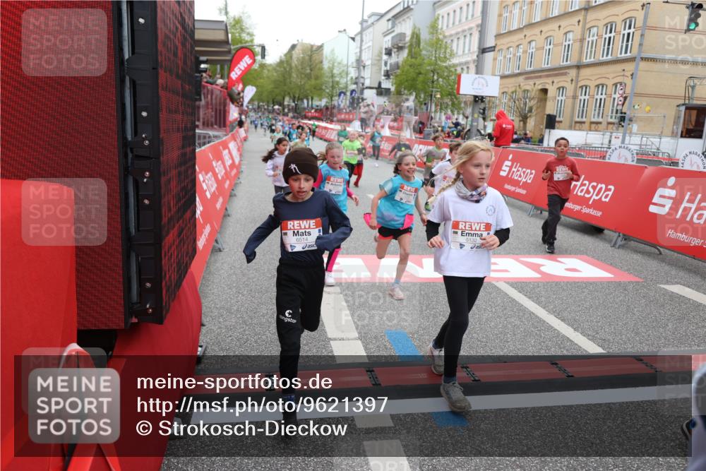 25.04.2026 - Das Zehntel Strokosch-Dieckow http://msf.ph/oto/9621397 25.04.2026 10:55:31 Ziel 5059, 5084, 5108, 5132, 5252, 5360, 5754, 5770, 5778, 5797, 6094, 6386, 6421, 6514, 6539, 6543, 6557, 6636, 6653, 7102, 7130, 7256, 7341, 7655, 7717, 7813, 7851, 8008 meine-sportfotos.de