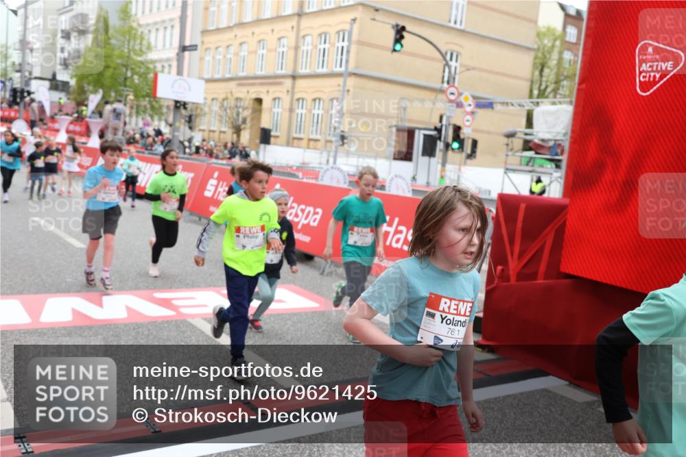 25.04.2026 - Das Zehntel Strokosch-Dieckow http://msf.ph/oto/9621425 25.04.2026 11:00:13 Ziel 5182, 5193, 5525, 5649, 5817, 5858, 5912, 6005, 6029, 6554, 6585, 6602, 6605, 6824, 6825, 6950, 7219, 7286, 7289, 7298, 7421, 7611 meine-sportfotos.de