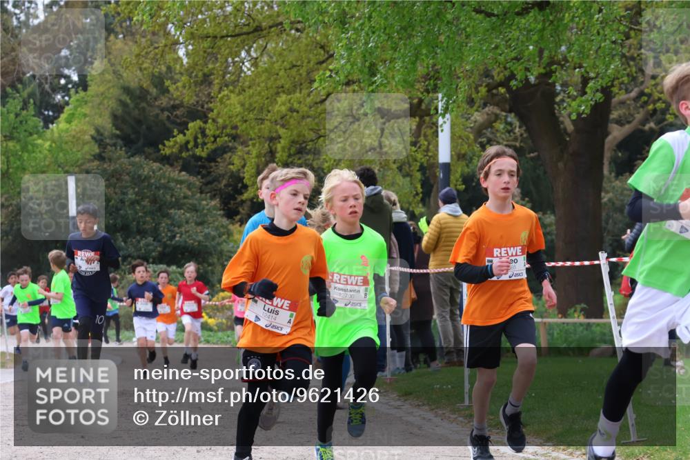 25.04.2026 - Das Zehntel Zöllner http://msf.ph/oto/9621426 25.04.2026 11:39:16 Laufen 10, 12700, 12414, 65 meine-sportfotos.de