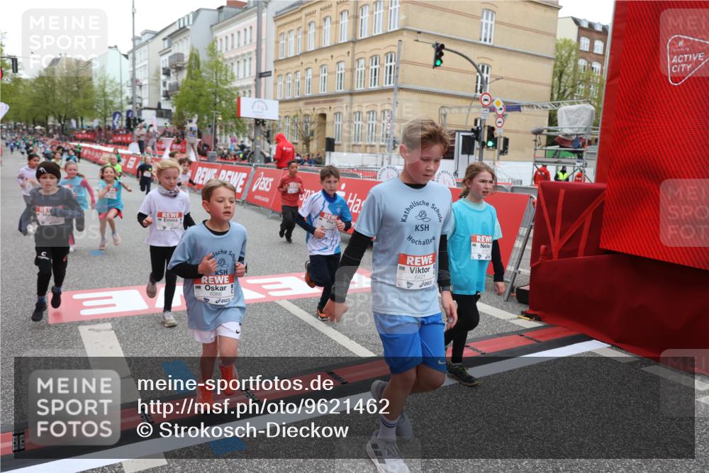 25.04.2026 - Das Zehntel Strokosch-Dieckow http://msf.ph/oto/9621462 25.04.2026 10:55:31 Ziel 5059, 5084, 5108, 5132, 5252, 5360, 5754, 5770, 5778, 5797, 6094, 6386, 6421, 6514, 6539, 6543, 6557, 6636, 6653, 7102, 7130, 7256, 7341, 7655, 7717, 7813, 7851, 8008 meine-sportfotos.de