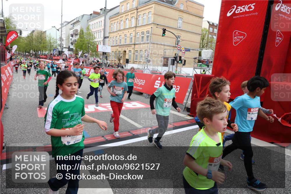 25.04.2026 - Das Zehntel Strokosch-Dieckow http://msf.ph/oto/9621527 25.04.2026 11:00:12 Ziel 5182, 5193, 5510, 5525, 5649, 5817, 5858, 5912, 5916, 6005, 6029, 6063, 6554, 6585, 6602, 6605, 6824, 6825, 6911, 6950, 7219, 7289, 7298, 7421, 7611 meine-sportfotos.de