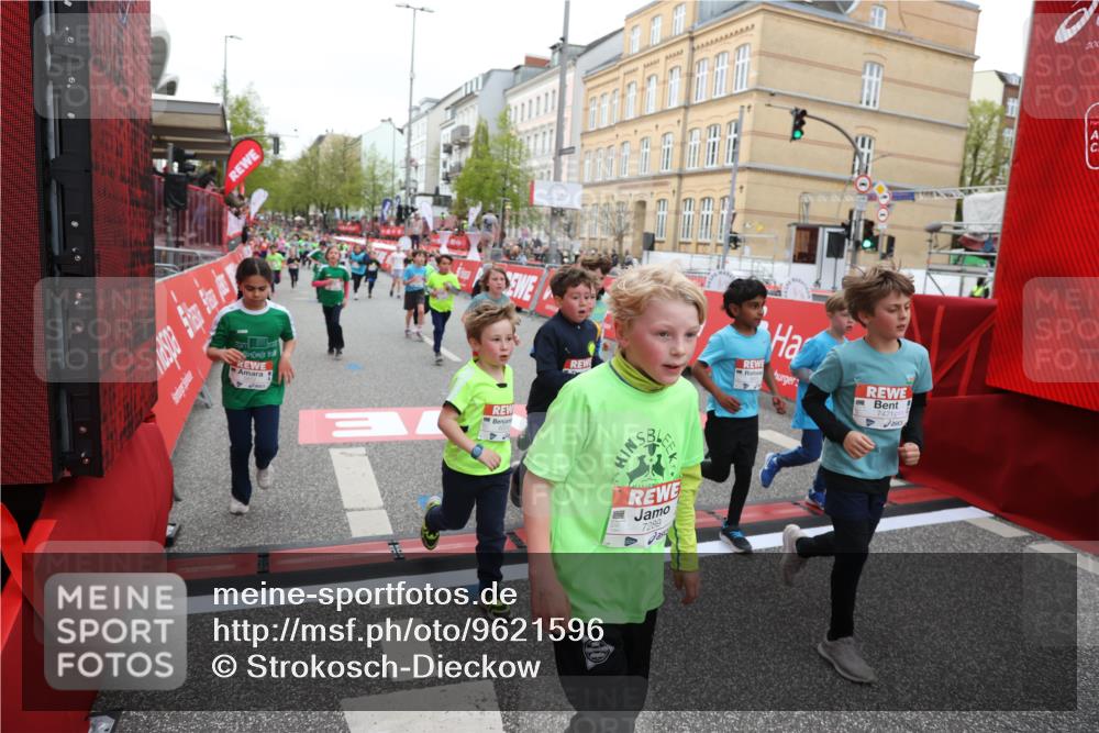 25.04.2026 - Das Zehntel Strokosch-Dieckow http://msf.ph/oto/9621596 25.04.2026 11:00:11 Ziel 5182, 5187, 5193, 5339, 5510, 5525, 5817, 5858, 5912, 5916, 6005, 6029, 6047, 6063, 6554, 6585, 6602, 6605, 6824, 6825, 6911, 7219, 7289, 7421, 7593, 7611 meine-sportfotos.de