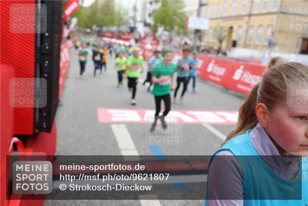 25.04.2026 - Das Zehntel Strokosch-Dieckow http://msf.ph/oto/9621807 25.04.2026 11:00:08 Ziel 5182, 5187, 5193, 5296, 5339, 5418, 5459, 5510, 5581, 5704, 5817, 5916, 6005, 6047, 6063, 6554, 6824, 6825, 6911, 7147, 7289, 7421, 7593, 7622, 7663, 7794, 7965 meine-sportfotos.de