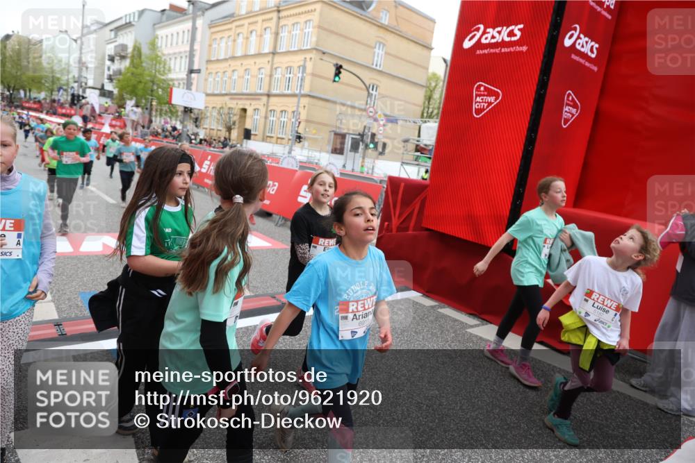 25.04.2026 - Das Zehntel Strokosch-Dieckow http://msf.ph/oto/9621920 25.04.2026 11:00:08 Ziel 5182, 5187, 5193, 5296, 5339, 5418, 5459, 5510, 5581, 5704, 5817, 5916, 6005, 6047, 6063, 6554, 6824, 6825, 6911, 7147, 7289, 7421, 7593, 7622, 7663, 7794, 7965 meine-sportfotos.de