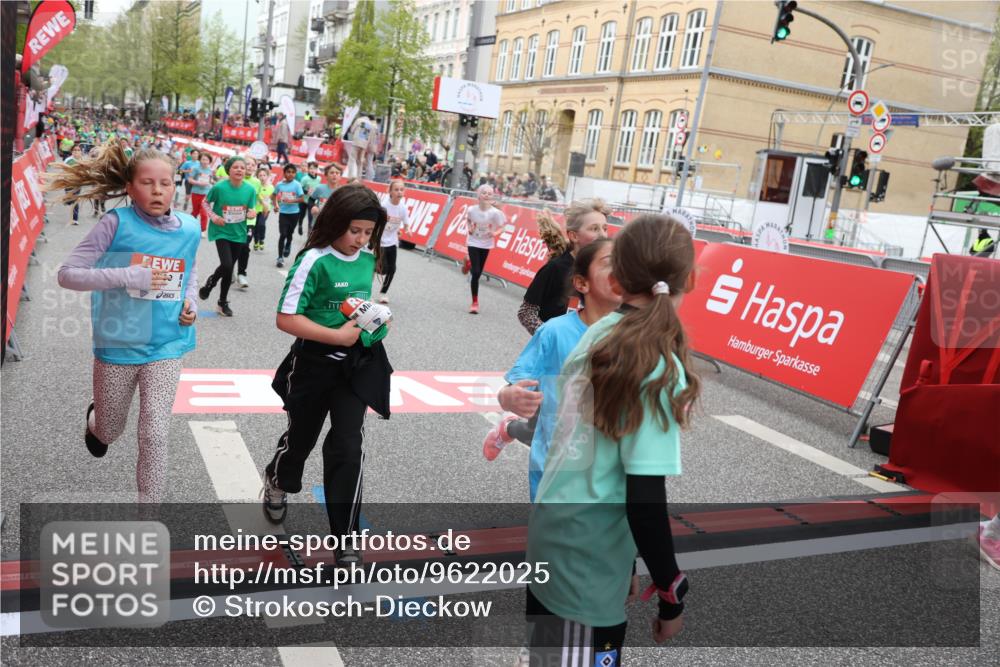 25.04.2026 - Das Zehntel Strokosch-Dieckow http://msf.ph/oto/9622025 25.04.2026 11:00:07 Ziel 5182, 5187, 5193, 5296, 5339, 5418, 5459, 5510, 5581, 5704, 5817, 5866, 5916, 6047, 6063, 6258, 6554, 6911, 7147, 7289, 7593, 7622, 7663, 7780, 7794, 7965 meine-sportfotos.de