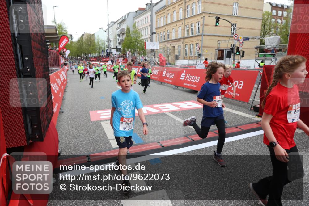 25.04.2026 - Das Zehntel Strokosch-Dieckow http://msf.ph/oto/9622073 25.04.2026 10:55:23 Ziel 5059, 5252, 5421, 5432, 5445, 5755, 5847, 6102, 6107, 6109, 6127, 6880, 7097, 7206, 7584, 7601, 7905 meine-sportfotos.de