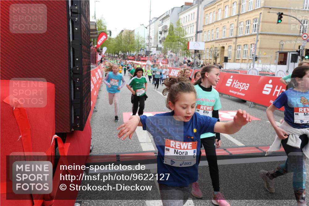 25.04.2026 - Das Zehntel Strokosch-Dieckow http://msf.ph/oto/9622127 25.04.2026 11:00:06 Ziel 5178, 5182, 5187, 5193, 5296, 5339, 5382, 5418, 5459, 5510, 5581, 5704, 5817, 5866, 5916, 6047, 6063, 6258, 6911, 7147, 7593, 7622, 7663, 7780, 7794, 7965 meine-sportfotos.de