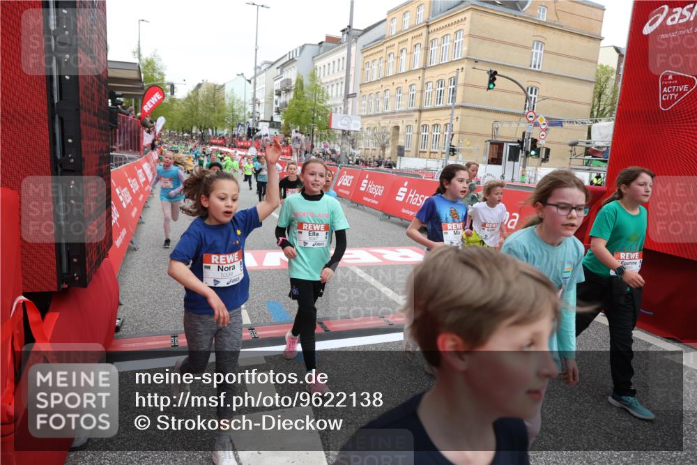 25.04.2026 - Das Zehntel Strokosch-Dieckow http://msf.ph/oto/9622138 25.04.2026 11:00:06 Ziel 5178, 5182, 5187, 5193, 5296, 5339, 5382, 5418, 5459, 5510, 5581, 5704, 5817, 5866, 5916, 6047, 6063, 6258, 6911, 7147, 7593, 7622, 7663, 7780, 7794, 7965 meine-sportfotos.de