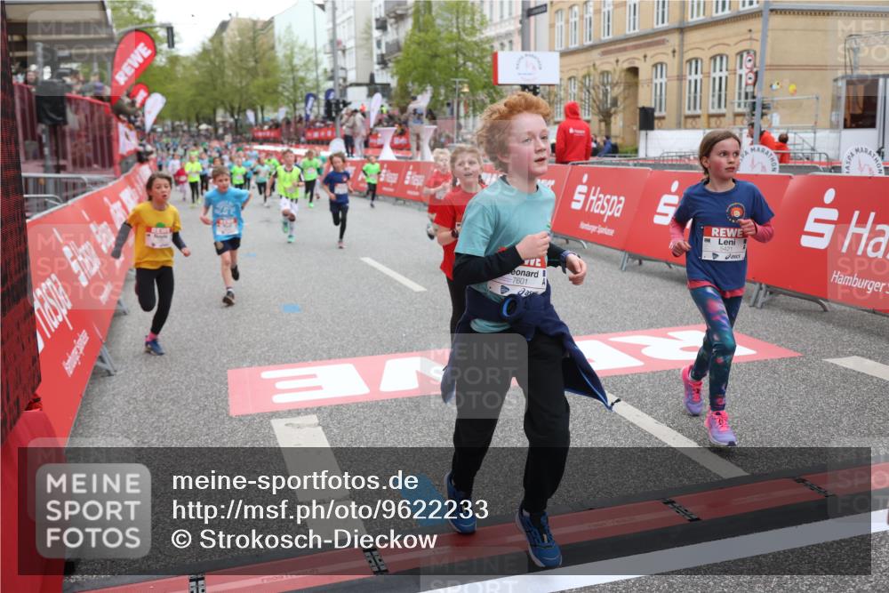 25.04.2026 - Das Zehntel Strokosch-Dieckow http://msf.ph/oto/9622233 25.04.2026 10:55:20 Ziel 5072, 5306, 5355, 5421, 5445, 5755, 5847, 6017, 6107, 6127, 6635, 6714, 6880, 6972, 7206, 7526, 7584, 7601, 7905 meine-sportfotos.de