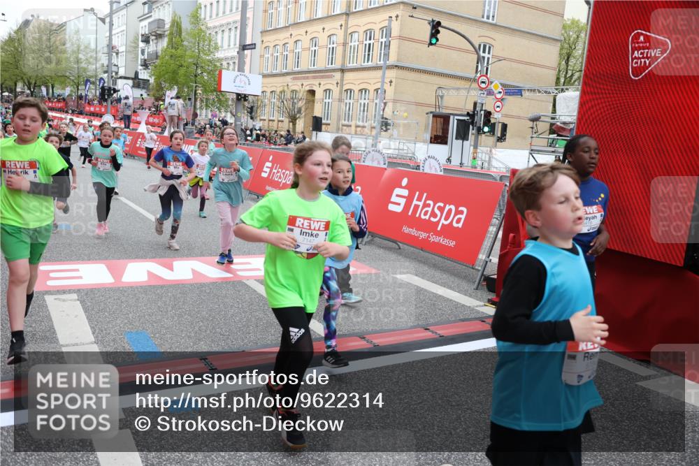 25.04.2026 - Das Zehntel Strokosch-Dieckow http://msf.ph/oto/9622314 25.04.2026 11:00:04 Ziel 5178, 5187, 5296, 5339, 5382, 5418, 5459, 5510, 5581, 5693, 5699, 5704, 5866, 5916, 6047, 6063, 6258, 6911, 7086, 7147, 7313, 7335, 7587, 7593, 7616, 7622, 7663, 7780, 7794, 7965 meine-sportfotos.de