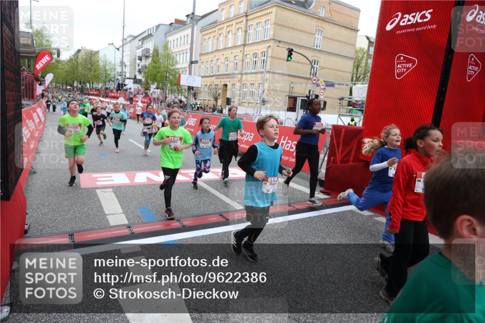 25.04.2026 - Das Zehntel Strokosch-Dieckow http://msf.ph/oto/9622386 25.04.2026 11:00:03 Ziel 5178, 5187, 5296, 5339, 5382, 5418, 5459, 5581, 5595, 5693, 5699, 5704, 5866, 5962, 6047, 6258, 7077, 7086, 7147, 7152, 7313, 7335, 7587, 7593, 7616, 7622, 7663, 7684, 7780, 7794, 7965 meine-sportfotos.de